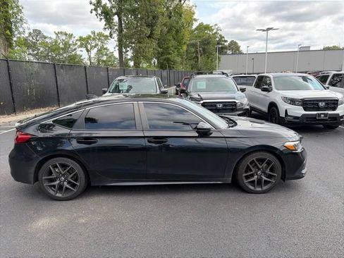 Used 2024 Honda Civic Sport Touring image 4