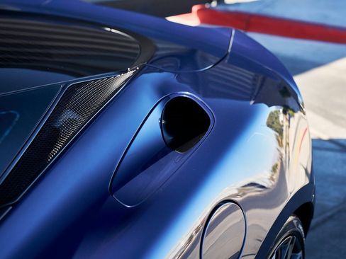 Used 2022 McLaren GT image 9