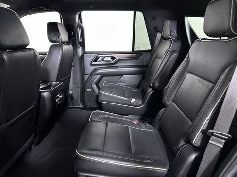 Used 2025 GMC Yukon Elevation AWD/4WD image 26