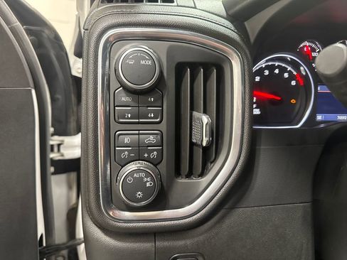 Used 2020 Chevrolet Silverado 1500 LT Trail Boss image 29