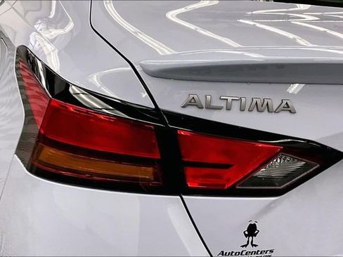 New 2026 Nissan Altima 2.5 SR w/ SR Premium Package FWD image 20