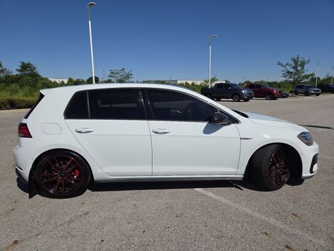Used 2018 Volkswagen GTI Autobahn FWD image 17