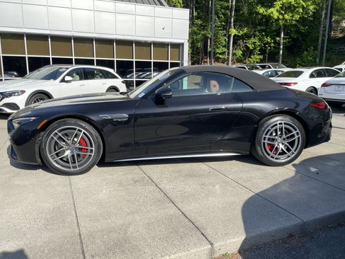 Certified 2023 Mercedes-Benz SL 55 AMG 4MATIC image 23