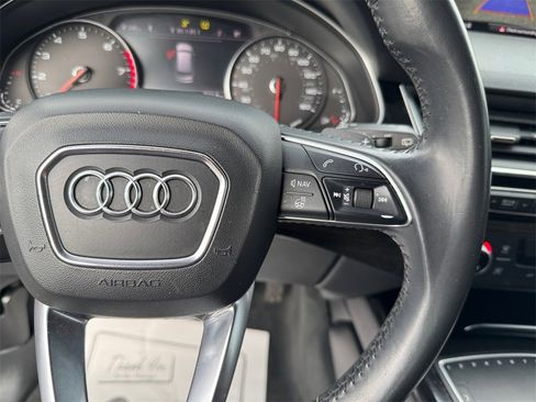 Used 2018 Audi Q7 3.0T Premium image 20