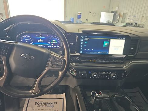 Used 2023 Chevrolet Silverado 1500 ZR2 w/ Technology Package AWD/4WD image 17
