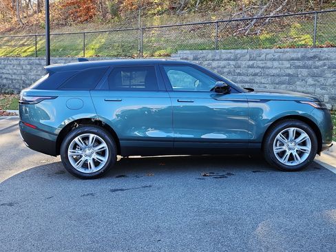 Used 2026 Land Rover Range Rover Velar S image 11