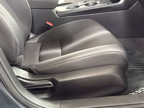 Used 2025 Honda Civic Sport image 20