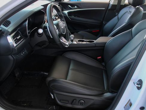Used 2026 Genesis G70 2.5T RWD image 15