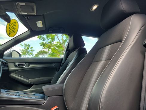 Used 2022 Honda Civic Sport image 22