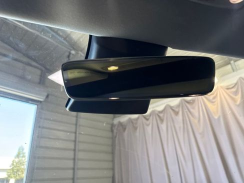 Used 2022 Tesla Model 3 Long Range AWD/4WD image 24
