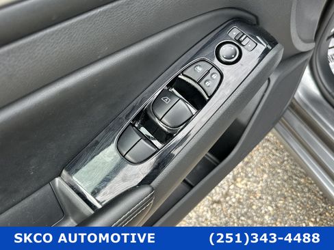 Used 2023 Nissan Altima 2.5 SV FWD image 22