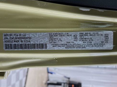 New 2025 Jeep Wrangler Unlimited Rubicon w/ Convenience Group AWD/4WD image 29