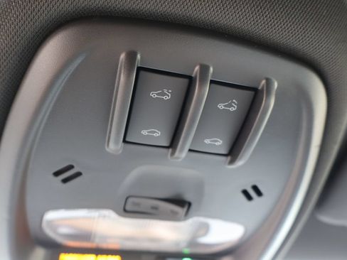 New 2026 Chevrolet Trax RS w/ Sunroof Package FWD image 24