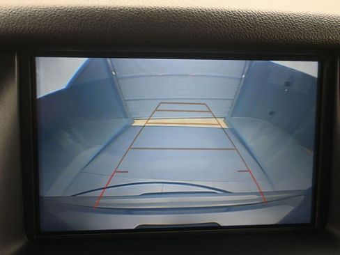 Used 2019 GMC Yukon SLE w/ SLE Value Package image 10