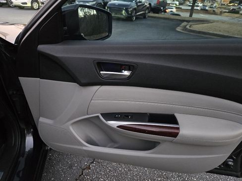 Used 2016 Acura TLX V6 image 15