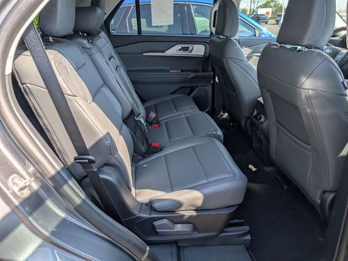 New 2026 Ford Explorer Active AWD/4WD image 20