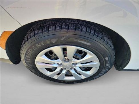 Used 2020 Kia Soul LX image 9