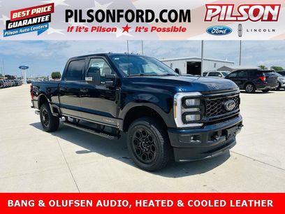 New 2025 Ford F250 Lariat w/ Black Appearance Package