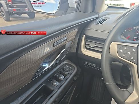 Used 2023 GMC Terrain Denali w/ Denali Premium Package image 14