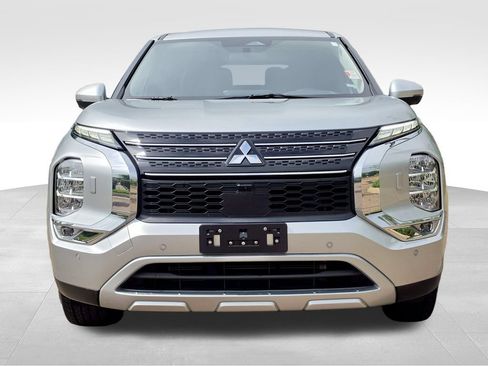Used 2024 Mitsubishi Outlander SE AWD/4WD image 4