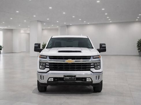 Used 2024 Chevrolet Silverado 2500 LT image 8
