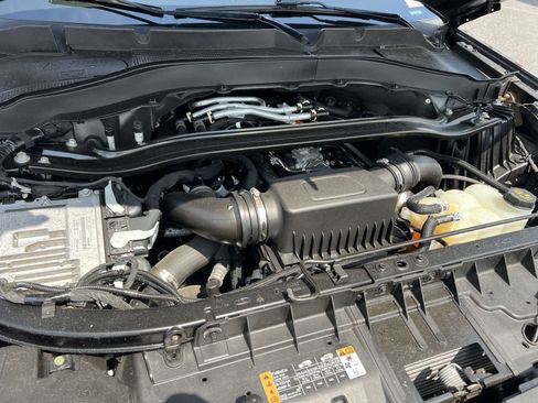 Used 2023 Ford Explorer ST w/ Equipment Group 401A AWD/4WD image 28