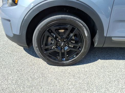 Used 2023 Kia Telluride EX X-Line AWD/4WD image 10