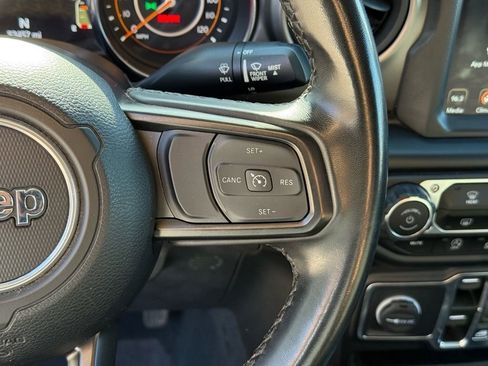 Used 2022 Jeep Wrangler Unlimited Sport image 22