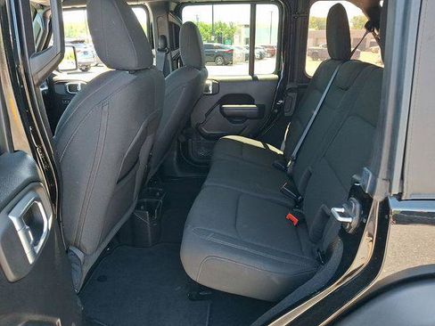 Certified 2022 Jeep Wrangler Unlimited Sport AWD/4WD image 10