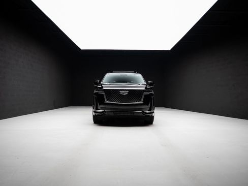 Used 2023 Cadillac Escalade ESV Premium Luxury w/ LPO, Floor Liner Package AWD/4WD image 87