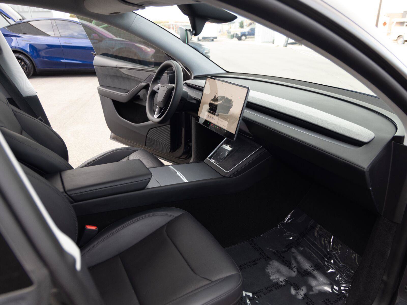 Used 2026 Tesla Model Y Long Range AWD/4WD image 19