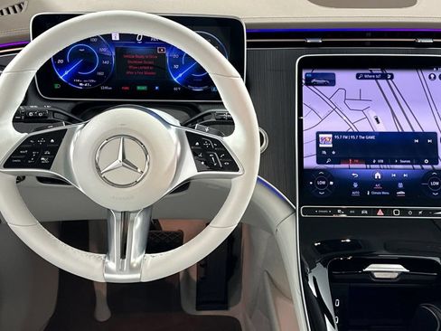 Certified 2025 Mercedes-Benz EQE 350+ 4MATIC SUV image 17
