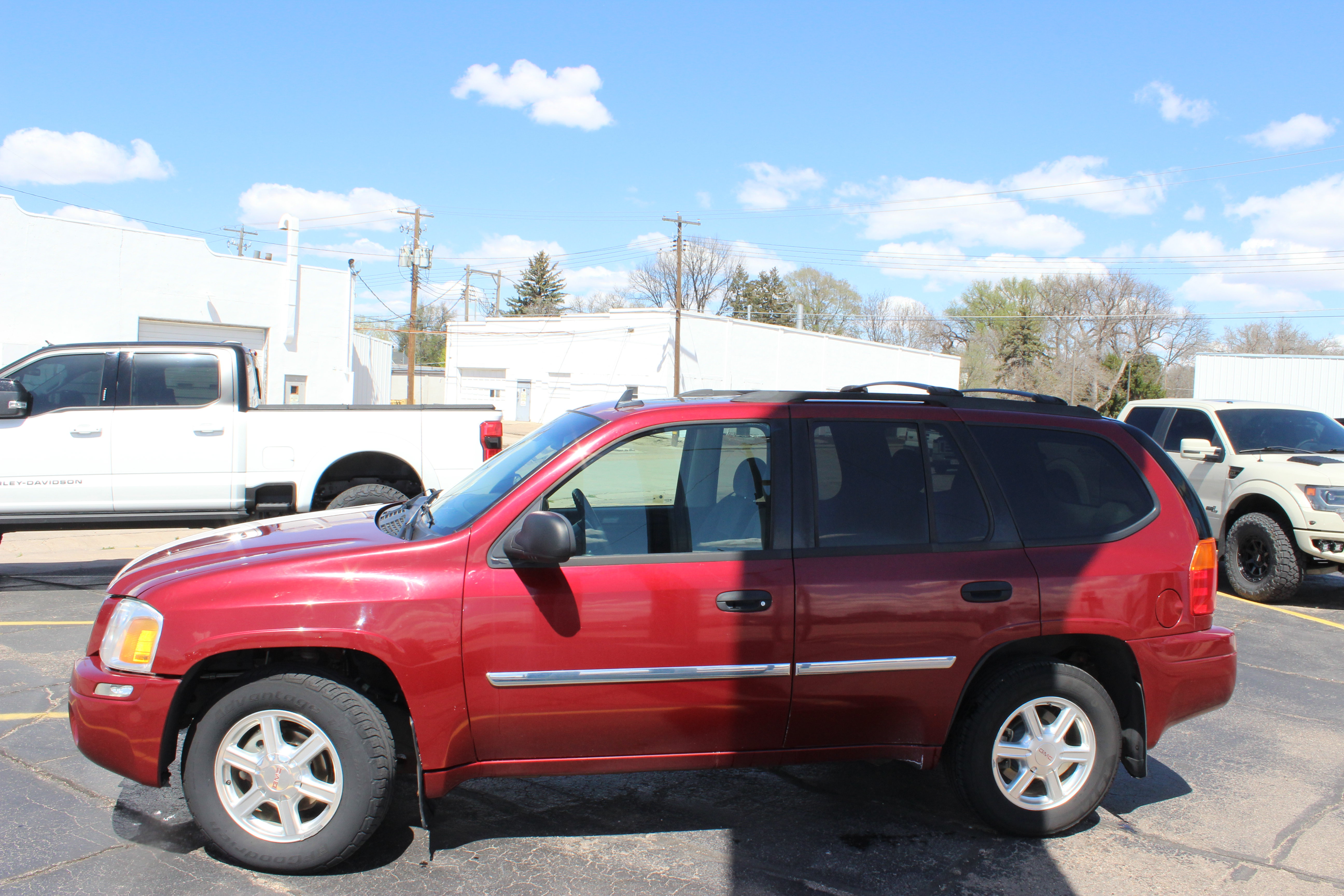 Used 2009 GMC Envoy SLE w/ Sun And Sound Package AWD/4WD image 4