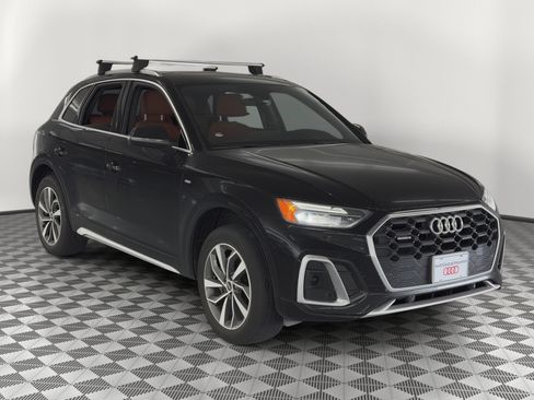 Used 2023 Audi Q5 2.0T Premium w/ Convenience Package AWD/4WD image 7