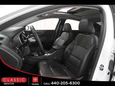 Used 2023 Chevrolet Malibu LT w/ Sport Edition image 5