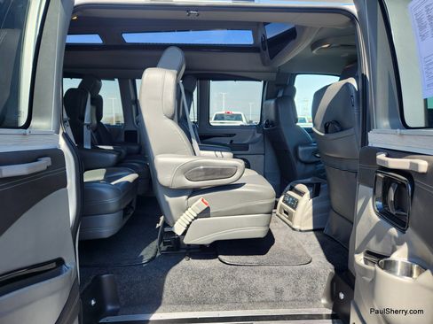 Used 2020 Chevrolet Express 2500 Extended w/ Enhanced Convenience Package image 31
