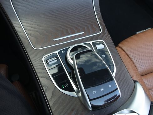 Used 2017 Mercedes-Benz C 300 Cabriolet image 31