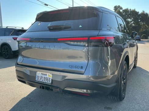 Certified 2026 INFINITI QX60 Autograph w/ Dark Cargo Package image 3