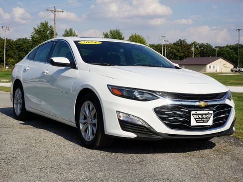Used 2024 Chevrolet Malibu LT image 4