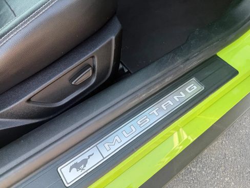 Used 2020 Ford Mustang Premium RWD image 22
