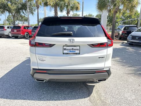 Used 2024 Honda CR-V Sport image 5