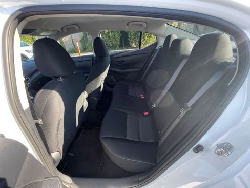 Used 2025 Nissan Sentra SV image 24