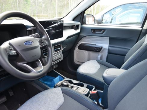 New 2026 Ford Maverick XLT AWD/4WD image 14