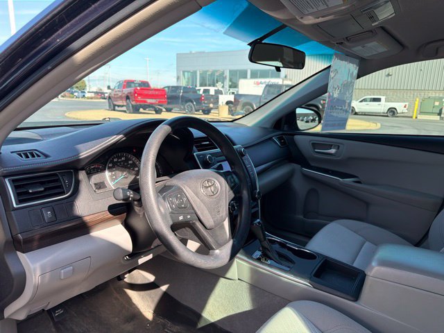 Used 2015 Toyota Camry LE FWD image 13