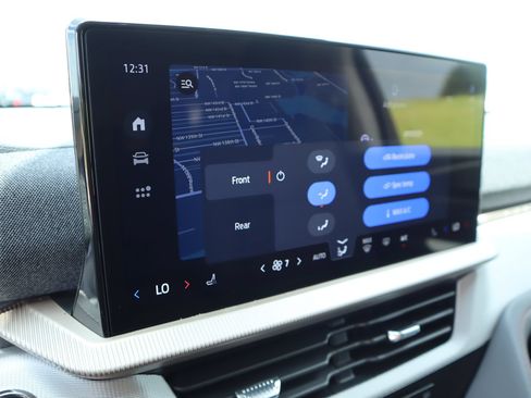 New 2026 Ford Explorer Active RWD image 7