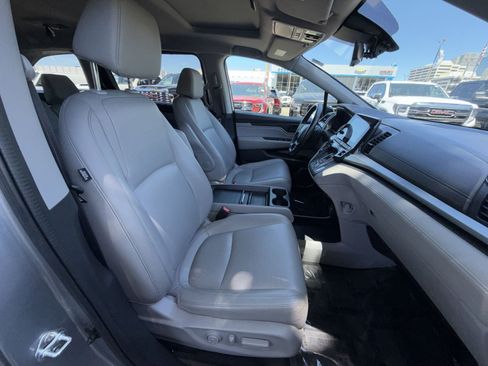 Used 2023 Honda Odyssey EX-L image 27