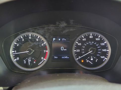 Used 2020 Hyundai Santa Fe SE image 10