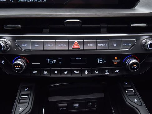 Used 2023 Kia Telluride EX X-Line image 36