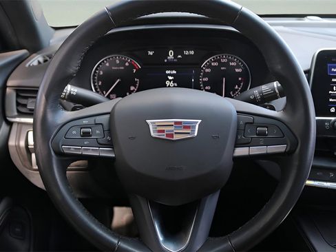 Used 2023 Cadillac CT4 Luxury image 18