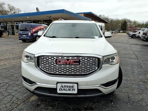 Used 2019 GMC Acadia Denali w/ Technology Package AWD/4WD image 14